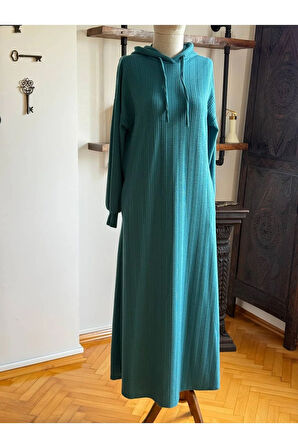 Kapüşonlu ve Cepli Örme Elbise 2402 NAVRA |