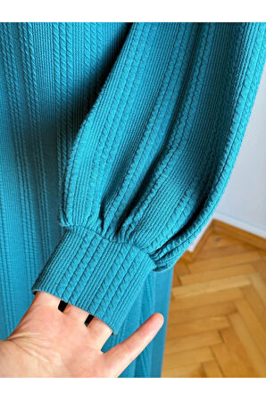 Kapüşonlu ve Cepli Örme Elbise 2402 NAVRA |