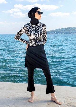 Mayovera Deniz Kabuğu Siyah Kapalı Tasarım Mayo