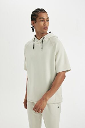 DeFactoFit Standart Fit Kapüşonlu Sporcu Kısa Kollu Skuba Dalgıç Kumaş Tişört C9496AX24AUBG721