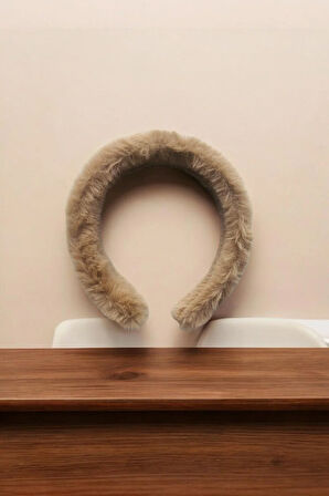 Kadın Kalın Peluş Tüylü Taç