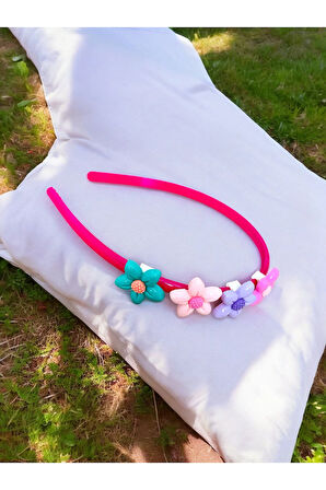 Çocuk Çiçek Figürlü Parlak Yeni Sezon Taç