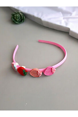 Çocuk Kalp Figürlü Soft Yeni Sezon Taç