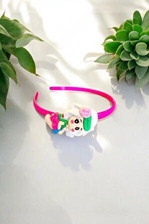 Çocuk Kız Figürlü Parlak Renklerde Taç