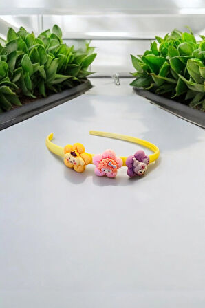 Çocuk Karakter Figürlü Parlak Renklerde Taç