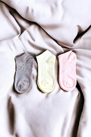 Kadın 3 Adet Pileli Renkli Patik Çorap Seti