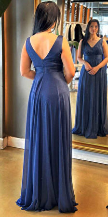 Lacivert Kalın Askı Yırtmaçlı Kloş Etekli Simli Uzun Abiye Elbise 7205