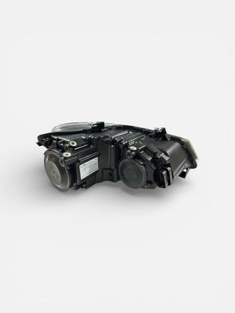 HELLA HL1EE247051091 VOLKSWAGEN POLO SOL ÖN FAR LAMBASI 2015 VE SONRASI