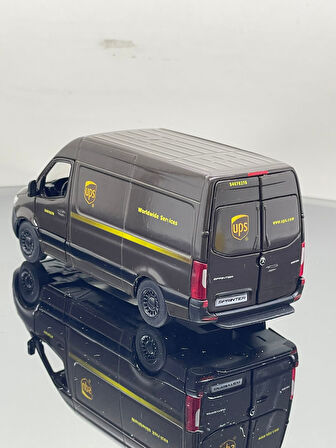 1.36 Ölçek Sprinter Metal 12 Cm Model Oyuncak Araba