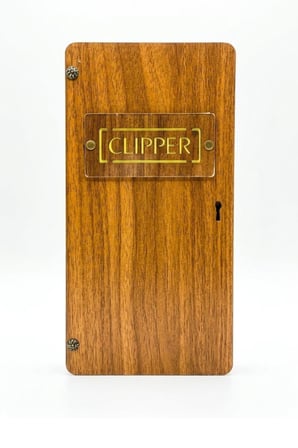 Clipper Ahşap Premium Hediye Seti – Çakmak, Metal Saklama Kutusu, Gaz Dolumu, Anahtarlık ve Taşıma Kutusu