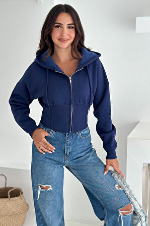 Kadın Siyah Fermuarlı Hoodie – Minimal Sokak Ruhuyla