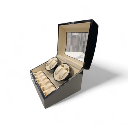 Watch Winder Brooklands Collection 4 Slotlu Ultra Sessiz Otomatik Saat Kurma Kutusu (+6 Muhafaza Alanlı, Piano Siyah & Alcantara Krem)