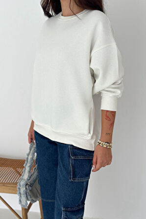 Kadın Oversize Sweatshirt – Enerjik & Rahat Stil