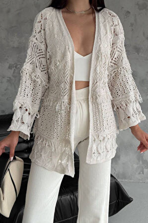 Kadın Desenli Açık Örgü Hırka – Romantik & Modern Stil