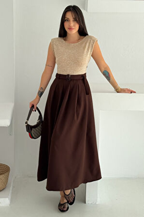 Kadın Pileli Kemerli Maxi Vatkalı Premium Elbise – Zarif & Duru Stil