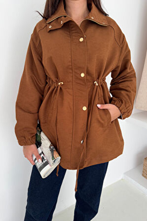 Kadın Bel Büzgülü Düğmeli Ceket – Fonksiyonel & Modern Stil