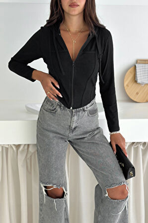 Kadın Fermuarlı Body – Minimal & Şehirli Stil