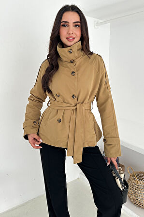 Kadın Astarlı Kemerli Düğmeli Trenç – Zarif & Güçlü Stil