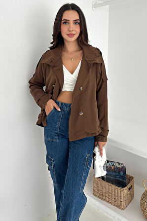 Kadın Astarlı Kemerli Düğmeli Trenç – Zarif & Güçlü Stil