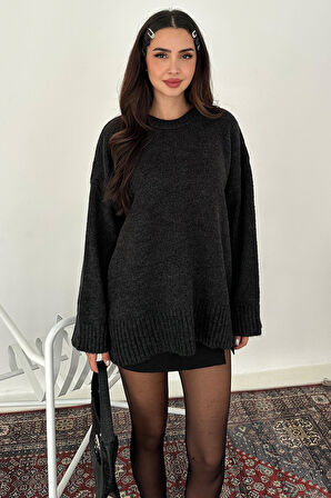 Kadın Oversize Triko Kazak – Rahat & Şehirli Stil