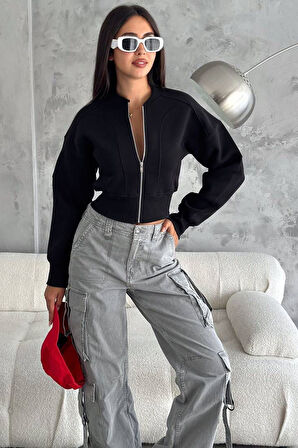 Kadın Fermuarlı Fit Cropped Sweatshirt – Sportif & Şehirli Stil