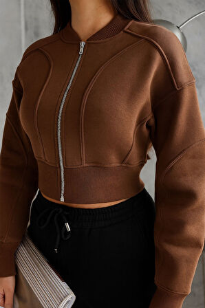 Kadın Fermuarlı Fit Cropped Sweatshirt – Sportif & Şehirli Stil