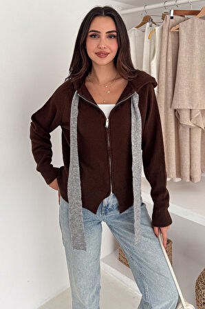 Kadın Fermuarlı Fiyonk Detaylı Triko Ceket – Pointed Hem Tasarım