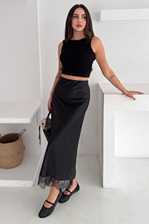 Kadın Dantel Detaylı Saten Uzun Etek – Elegant Touch