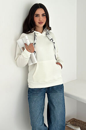 Kadın Fular Detaylı Kapüşonlu Sweatshirt – Casual Charm