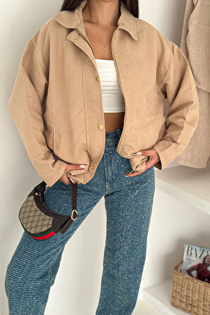 Kadın Fermuarlı Altın Düğmeli Mont– Structured Style