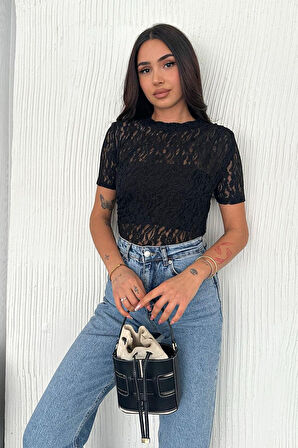 Kadın Dantel Kısa Kollu Bluz – Bold Grace