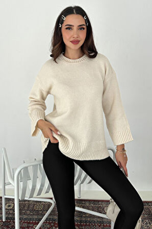 Kadın Oversize Triko Kazak – Rahat & Şehirli Stil