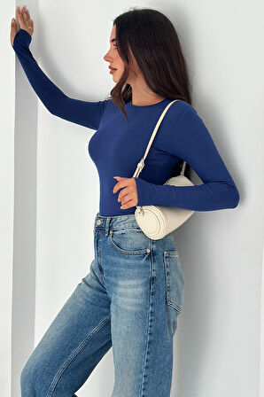 Kadın Parmak Geçmeli Uzun Kollu Bluz – Vücuda Oturan & Astarsız