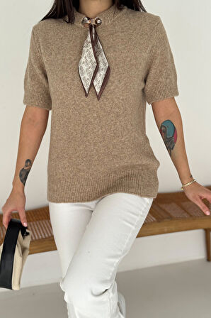 Kadın Kısa Kollu Fular Detaylı Triko Kazak – Soft Elegance