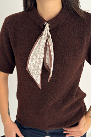 Kadın Kısa Kollu Fular Detaylı Triko Kazak – Soft Elegance