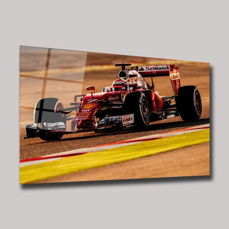 Kırmızı Ferrari F1 Yarış Arabası Cam Tablo – Pist Manzaralı Yatay Duvar Dekoru 35x50 cm