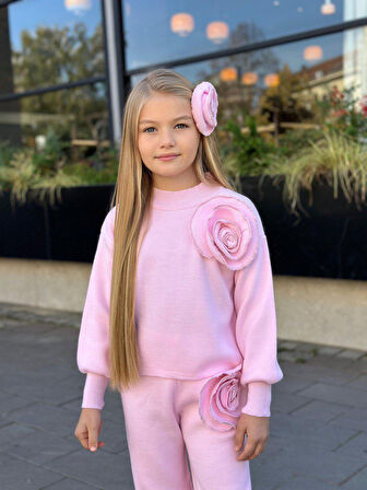 Gül Detaylı Kız Çocuk Triko Takım - 3 PARÇA – Üst + Pantolon + Saç Aksesuarı - 3/12 Yaş - 31581