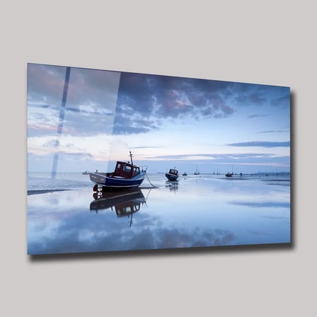 Medcezir Manzarası ve Tekneler Cam Tablo 35x50 cm