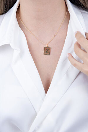 Altın Kaplamalı Z Harf Kolye