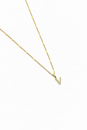 Xuping Gold Renkli, Zirkon Taşlı V Harfi Kolyesi - 45 cm (Anti-Alerjik)
