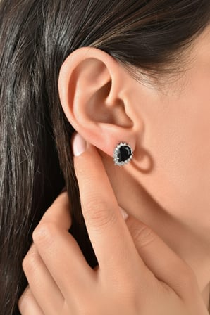 Siyah Zirkon Taşlı Damla Model Abiye Küpe - Parlak Gümüş Renkli Şık Küpe
