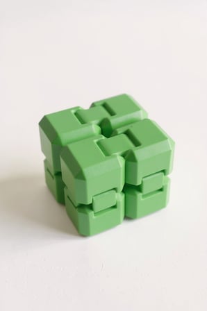 Sonsuzluk Küpü / Elde Çevirmeli Stres Oyuncağı / Infinity Cube / Büyük Boy