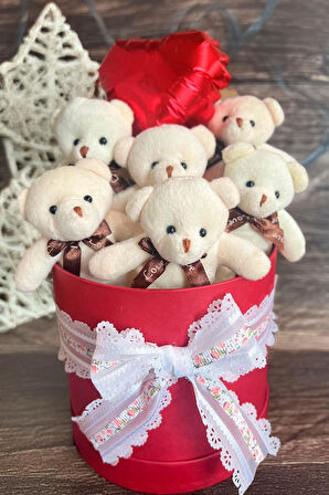 Premium Silindir Hediye Kutusunda, Kalpli Balonlu 6’lı Beyaz Ayıcık Buketi