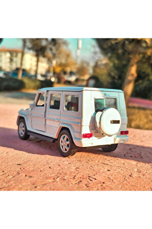 Benz G63 Koleksiyon Metal Araba 12cm Jip Beyaz