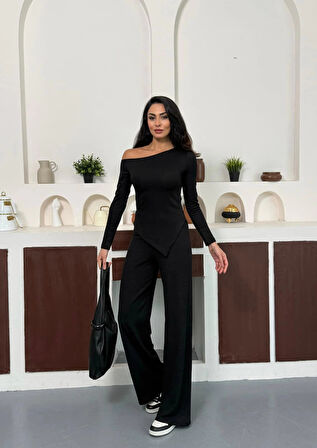 Siyah Kayık Yaka Asimetrit Kesim Bluz İspanyol Paça Pantolon İkili Takım