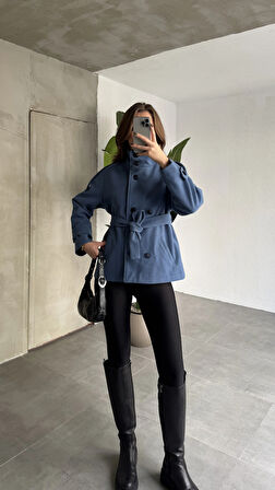 İndigo Mavi Kruvaze Boğazlı Dik Yaka Düğmeli Apoletli Kaşe Kaban Mont