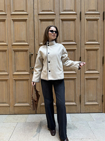 Krem Çoban Dikişli Kaşe Düğmeli Kaşe Hırka