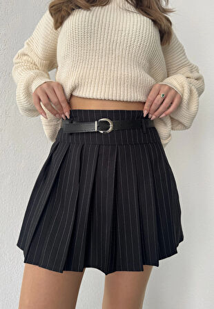 Siyah Çizgili Astarlı Şortlu Kemerli Pileli Kışlık Mini Etek