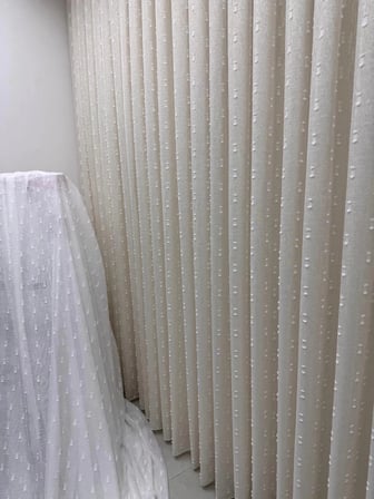 NİVEMESHOME FLORİDA KETEN GÖRÜNÜMLÜ ŞAMPANYA RENKLİ BOHEM TARZ PONPON 1/3 SIK PİLELİ TÜL PERDE APM