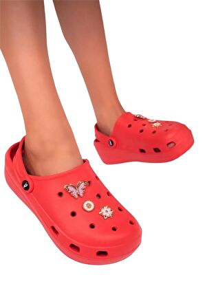 Yüksek Taban Aksesuarlı Kadın Sandalet KIRMIZI